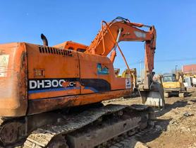 Buy Doosan DH220 Used Excavator / 3 Used Doosan DH220 Excavator 2016 Model / 3