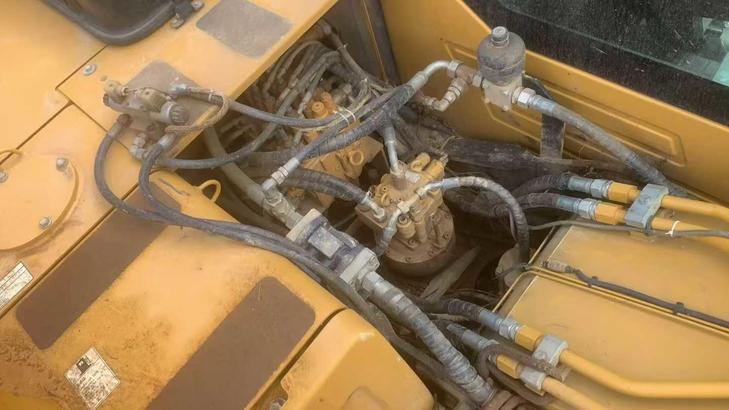 Buy Sany SY135 Used Excavator / 1