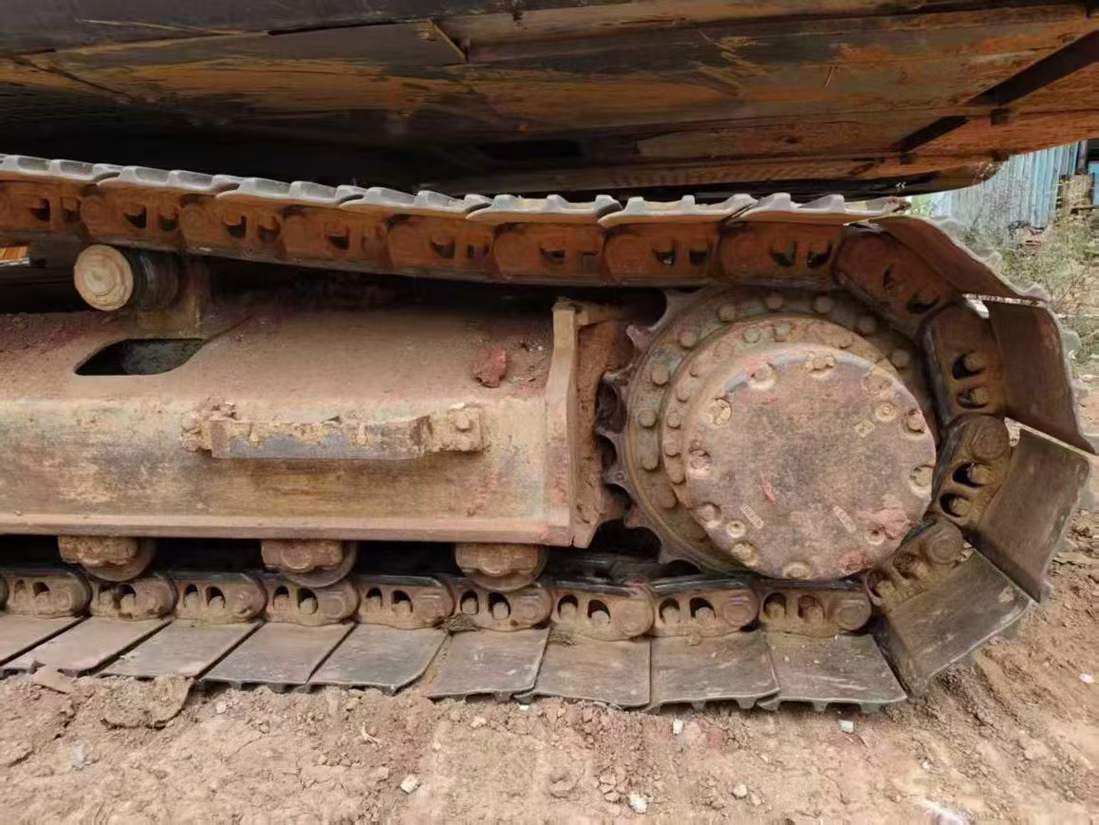 Used Hitachi ZAXIS200 Excavator 2016 Model / 4