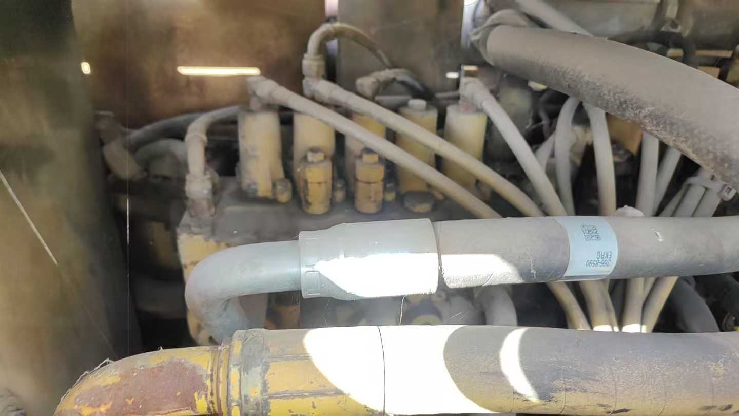 Used Caterpillar 325D Excavator 2016 Model / 4