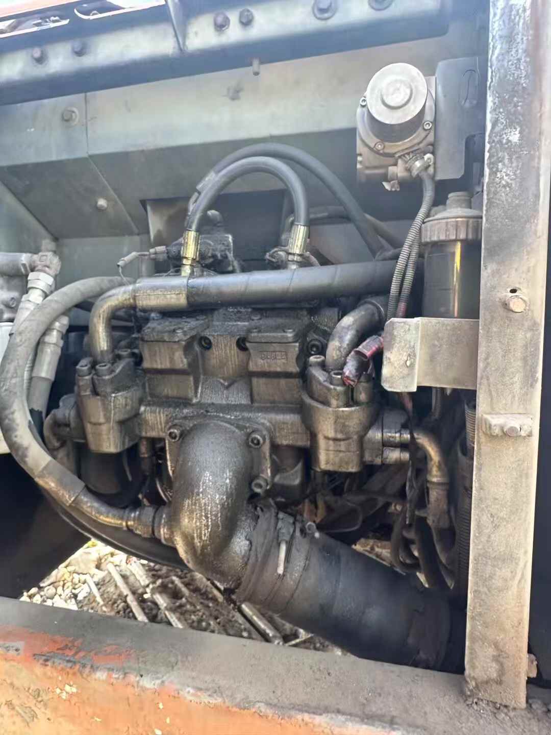 Buy Hitachi ZAXIS200 Used Excavator / 4 Used Hitachi ZAXIS200 Excavator 2016 Model / 4