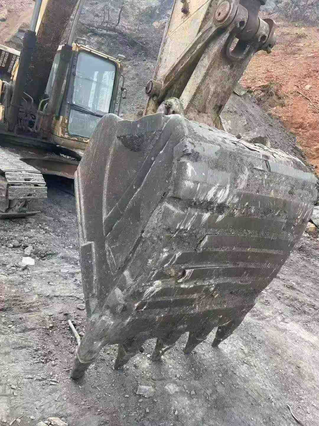 Used Sany SY235C Excavator 2016 Model / 4