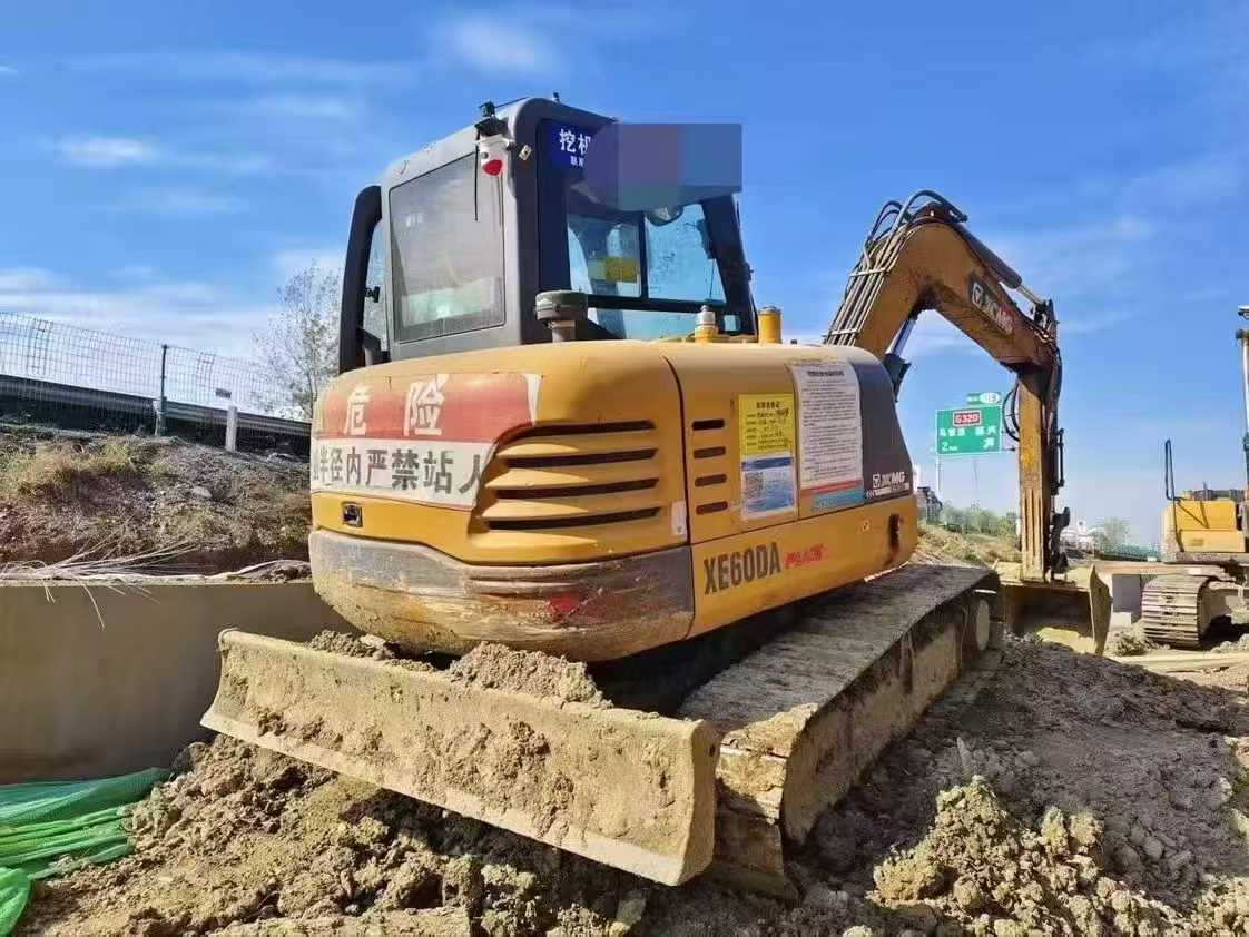 Used XCMG XE60 Excavator 2021 Model / 2