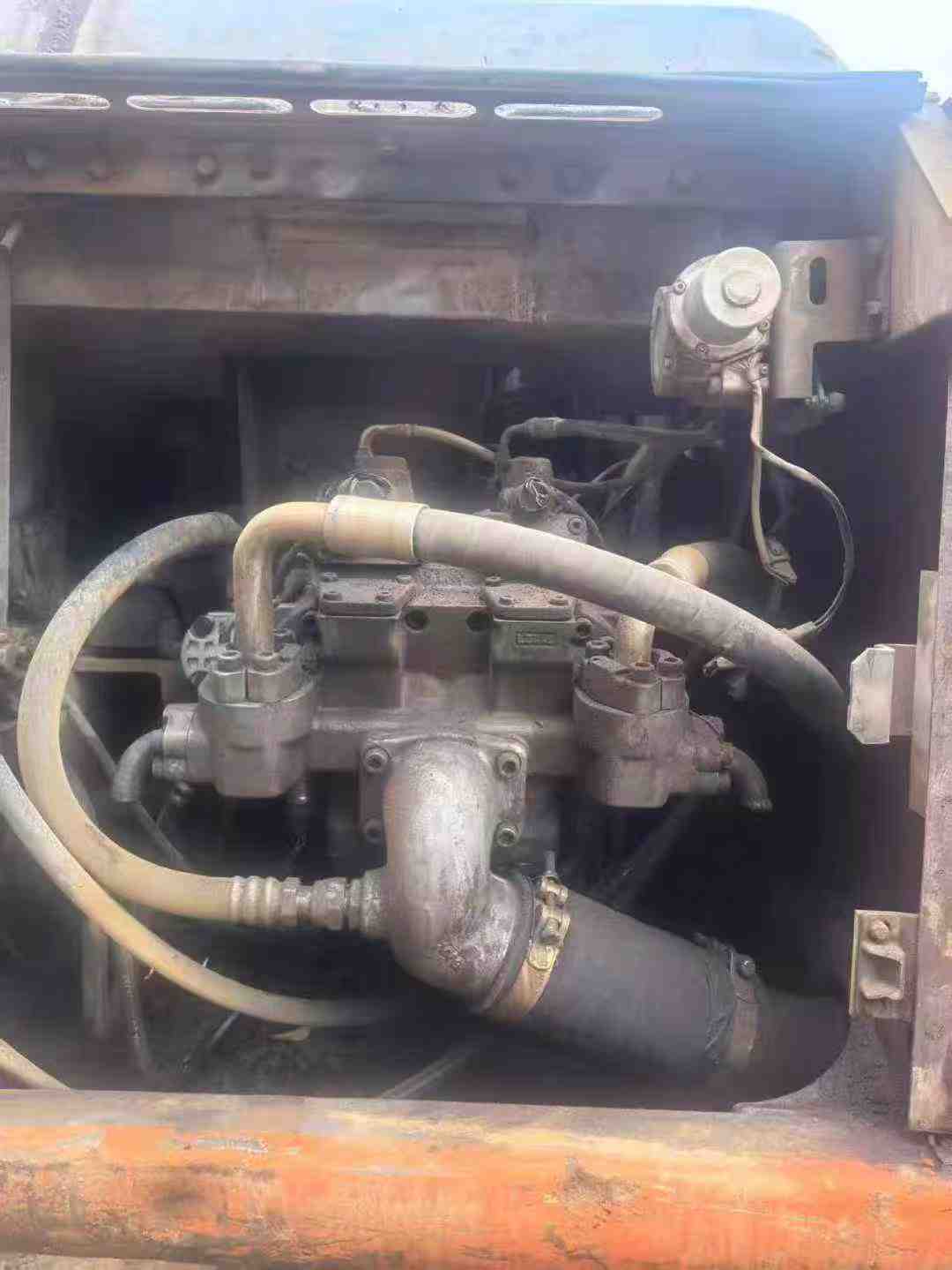 Used Hitachi ZAXIS200 Excavator 2016 Model / 6