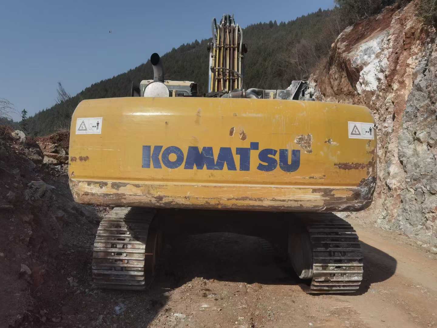 Used Komatsu PC60 Excavator 2011 Model / 4