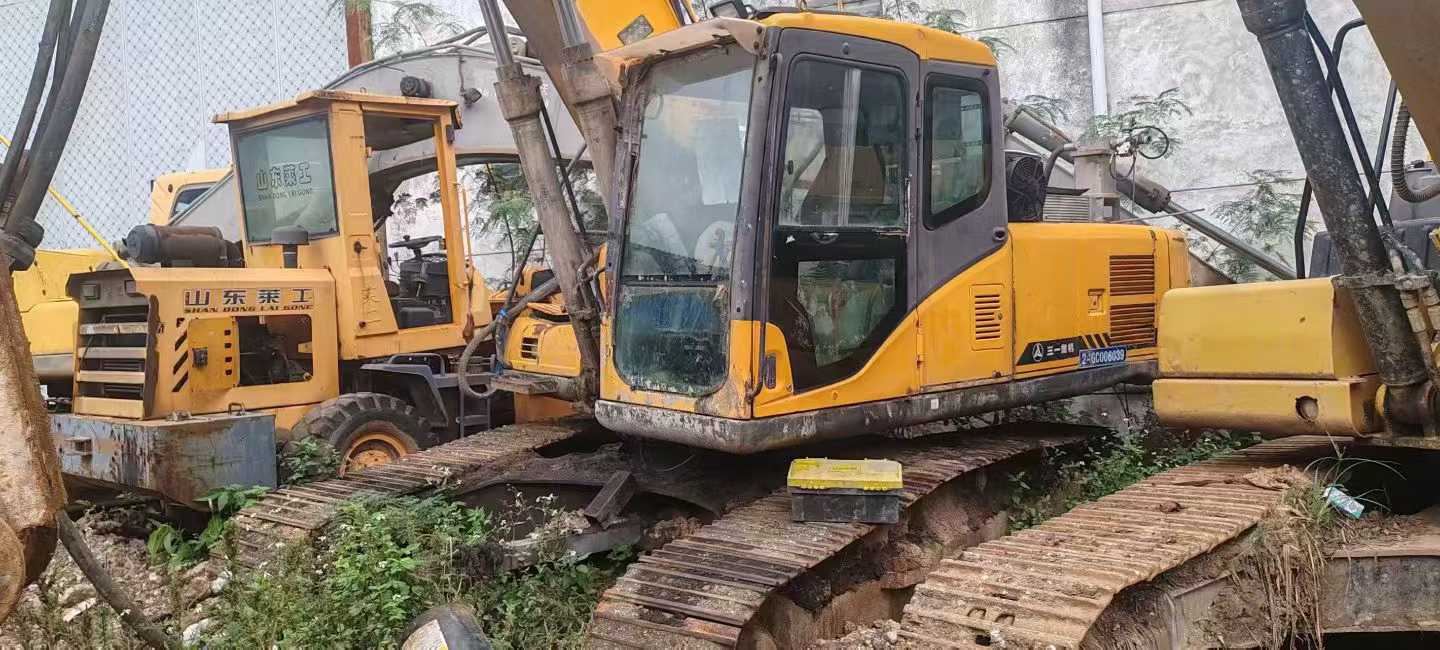 Buy Sany SY235H Used Excavator / 1