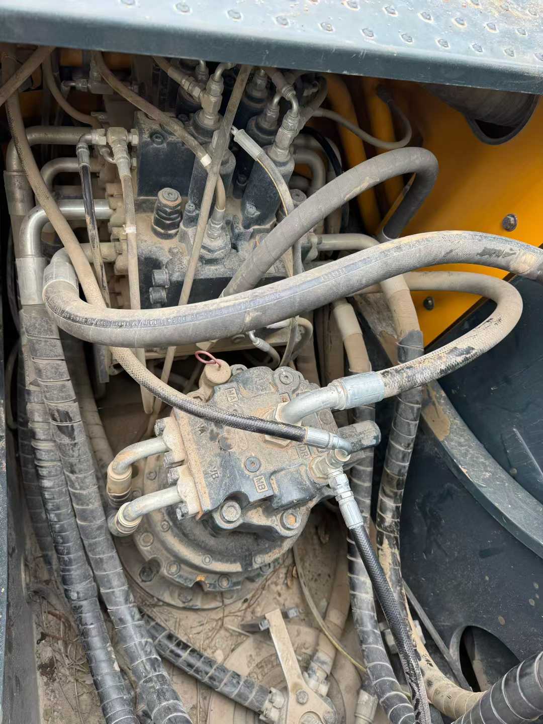 Buy Hyundai R225LVS Used Excavator / 7 Used Hyundai R225LVS Excavator 2021 Model / 7