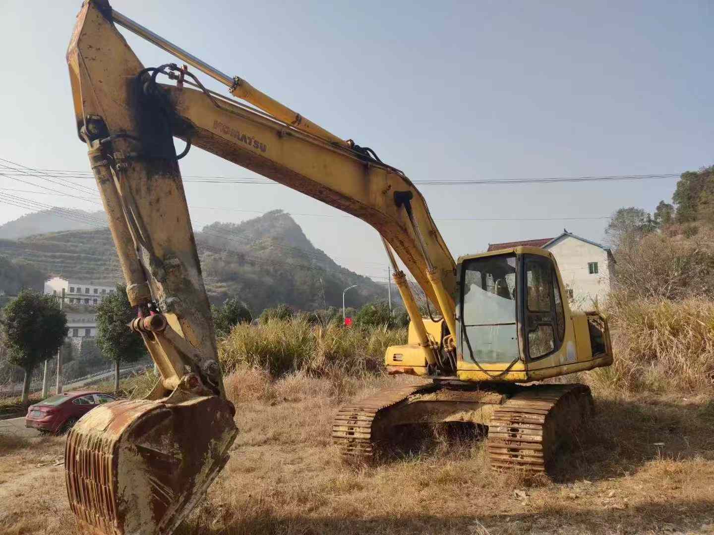 Buy Komatsu PC200-6 Used Excavator / 1