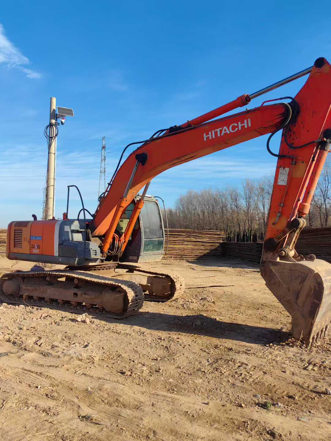 Used Hitachi ZAXIS200 Excavator 2016 Model / 2