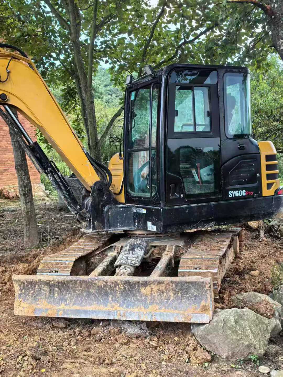 Buy Sany SY60 Used Excavator / 1