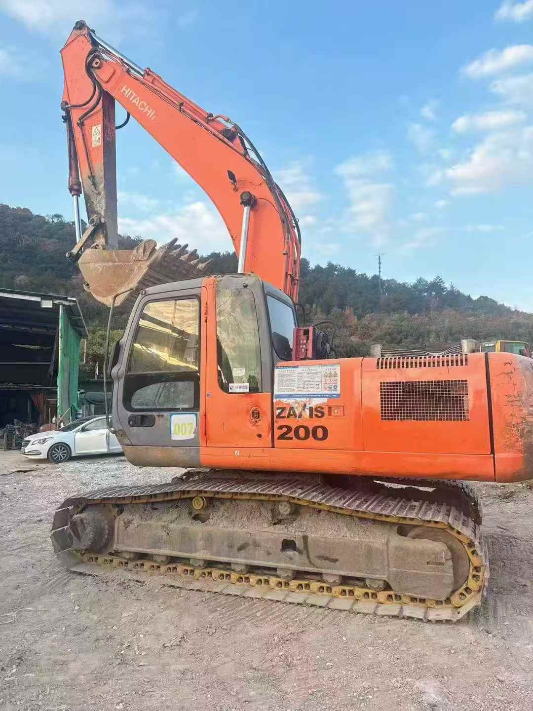 Used Hitachi ZAXIS200 Excavator 2016 Model / 2