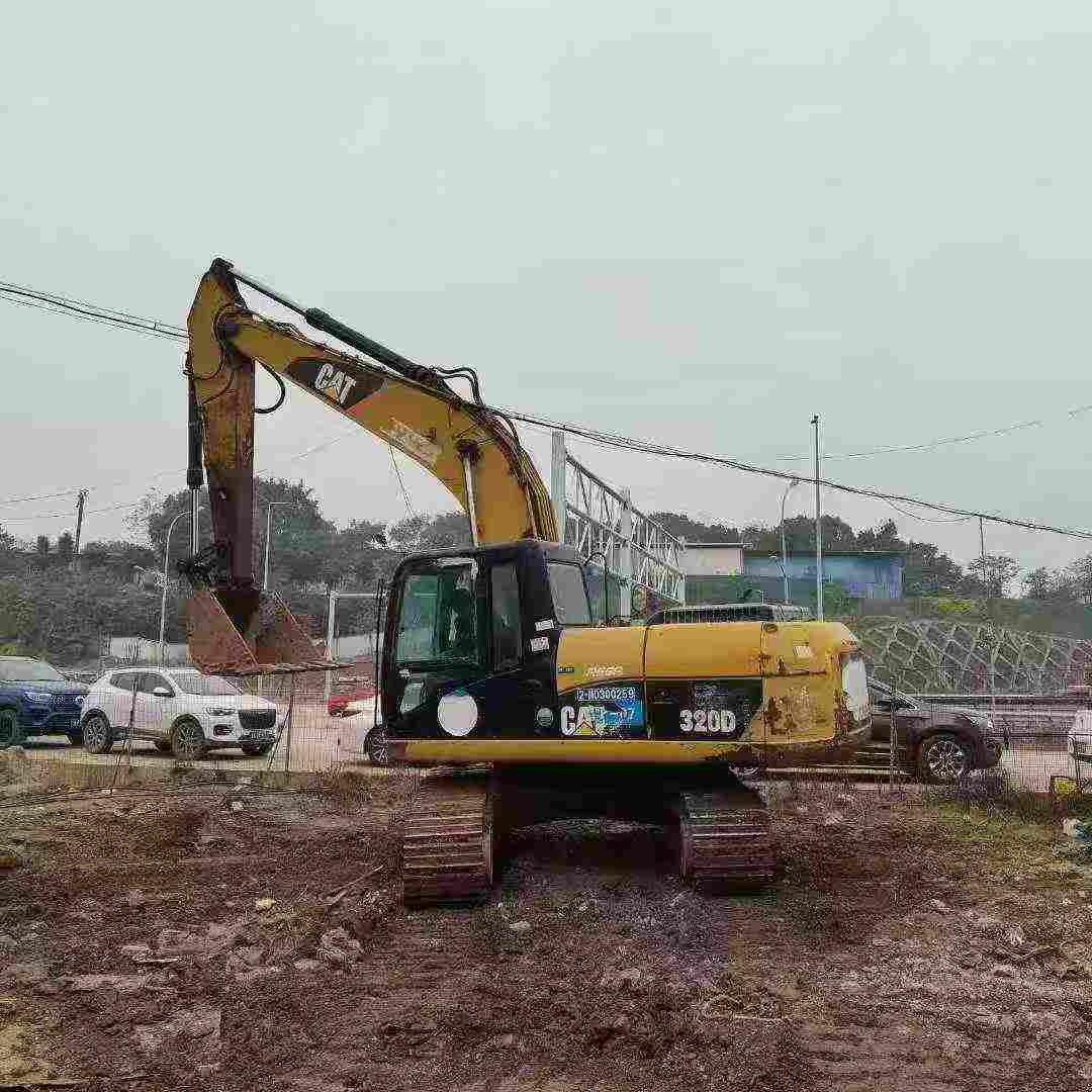 Used Caterpillar CT20 Excavator 2016 Model / 9