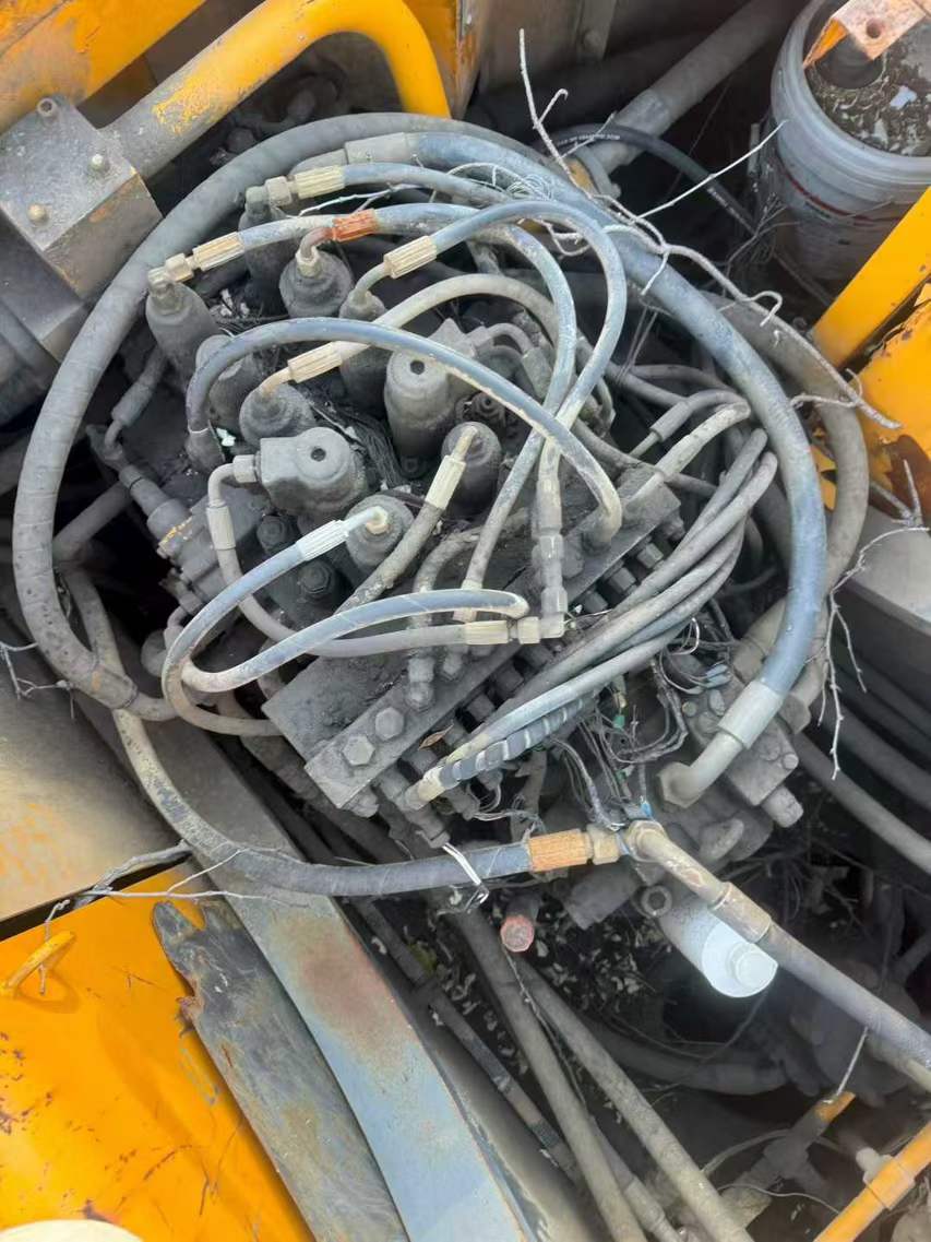 Buy Sany SY215C-8S Used Excavator / 7 Used Sany SY215C-8S Excavator 2010 Model / 7