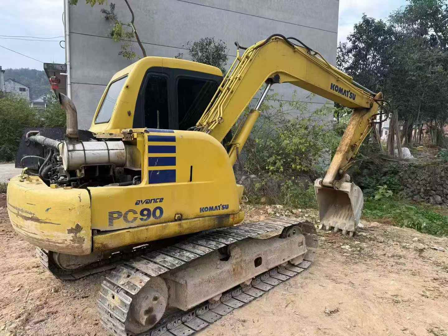Buy Komatsu PC60-7 Used Excavator / 1