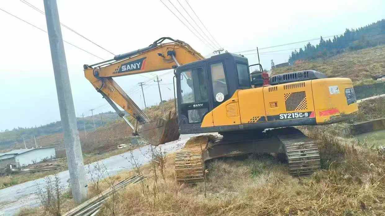 Buy Sany SY215C-9 Used Excavator / 1