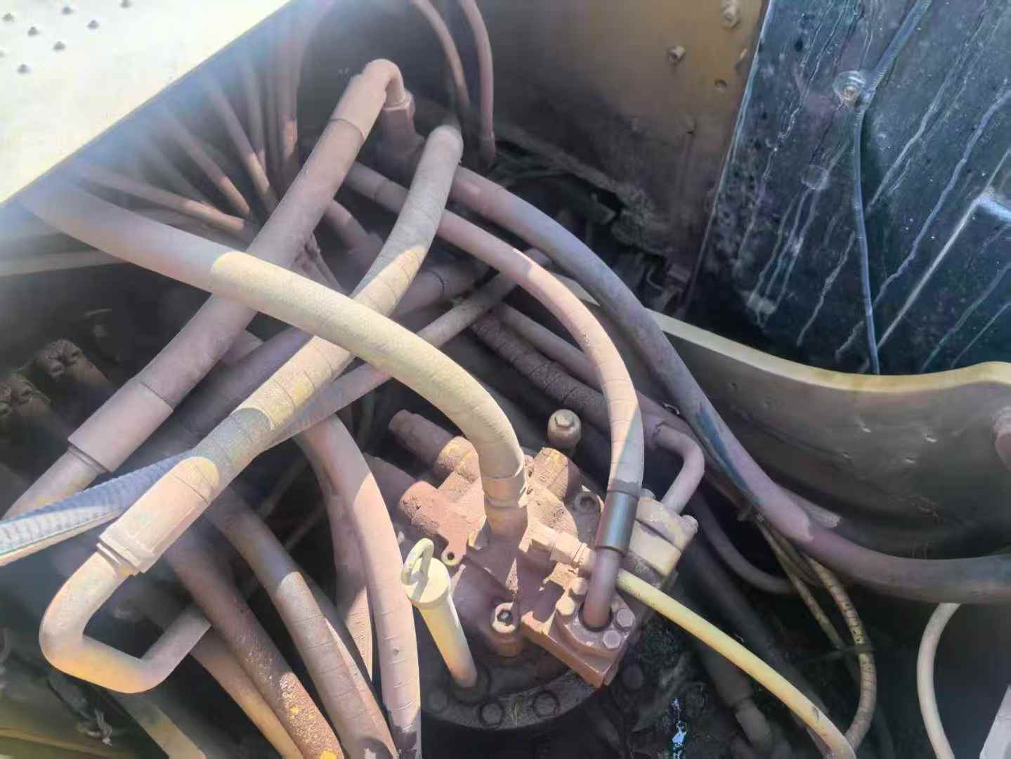 Buy Caterpillar 320D Used Excavator / 2 Used Caterpillar 320D Excavator 2016 Model / 2