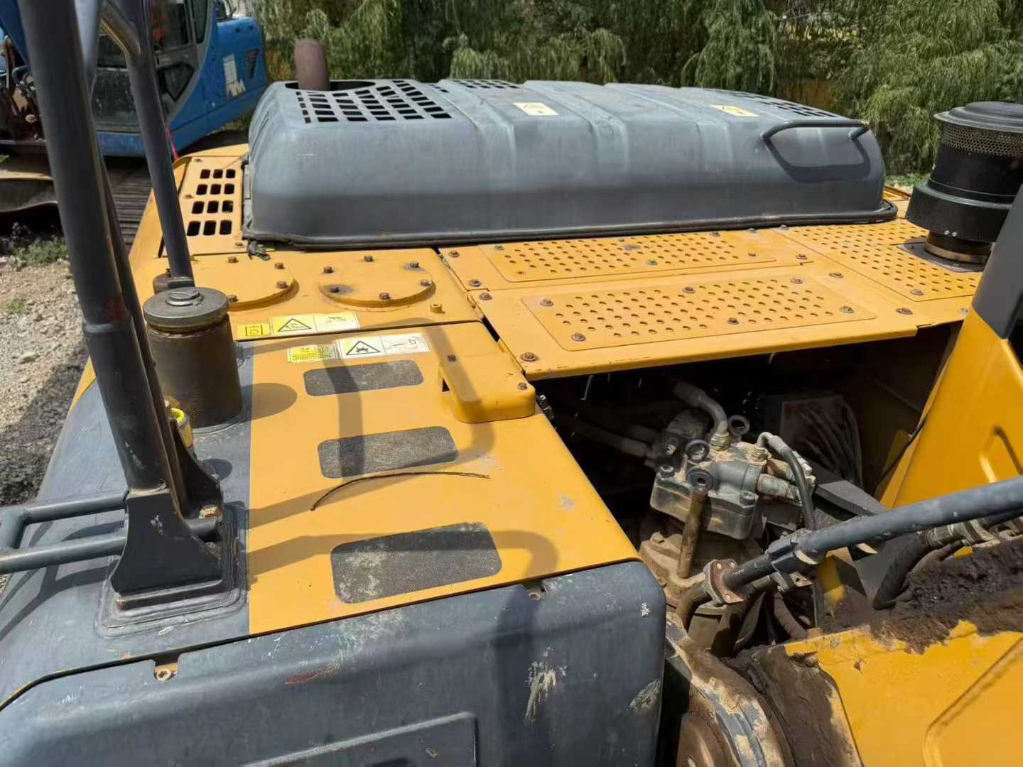 Buy XCMG XE215 Used Excavator / 8 Used XCMG XE215 Excavator 2017 Model / 8