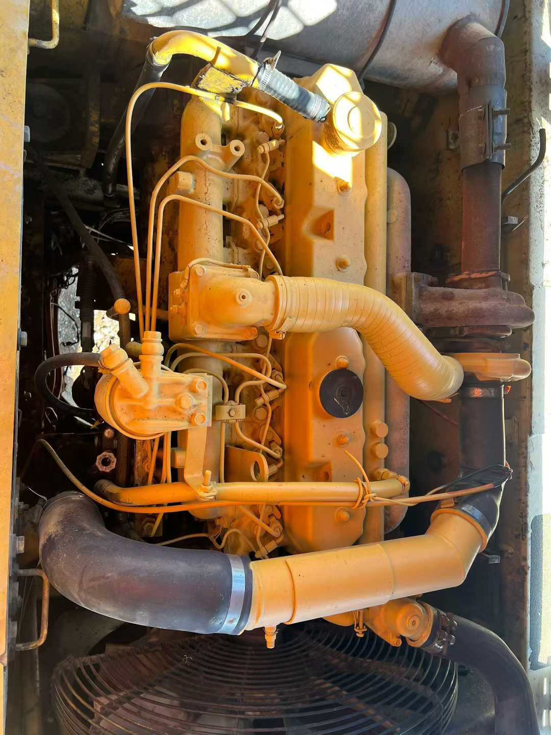 Used Caterpillar 320B Excavator 2016 Model / 4