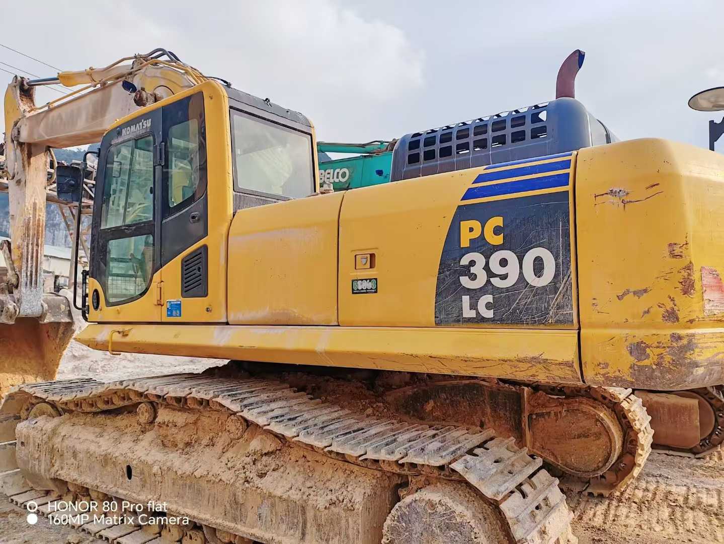 Buy Komatsu PC90 Used Excavator / 1