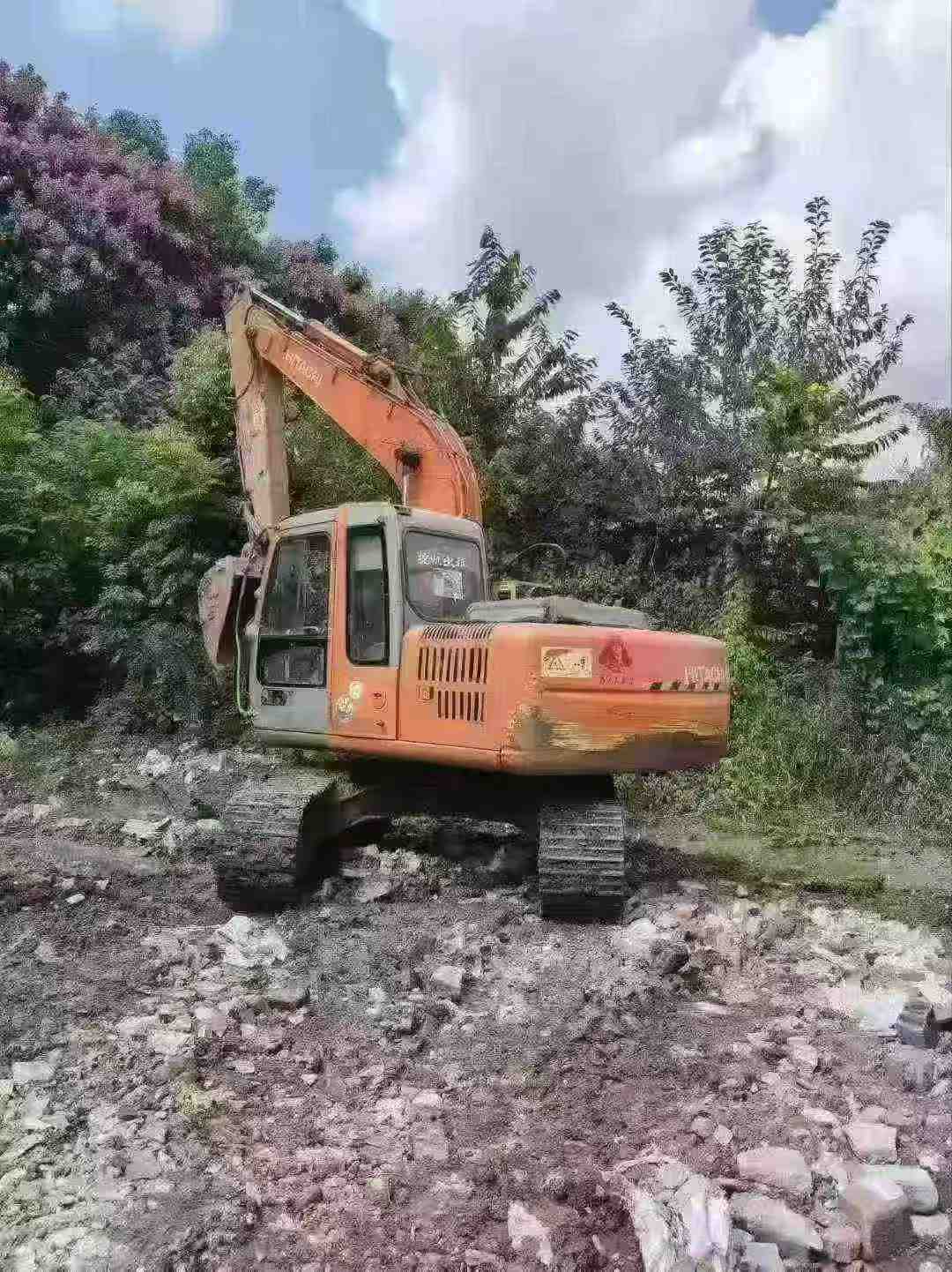 Buy Hitachi ZX120 Used Excavator / 1