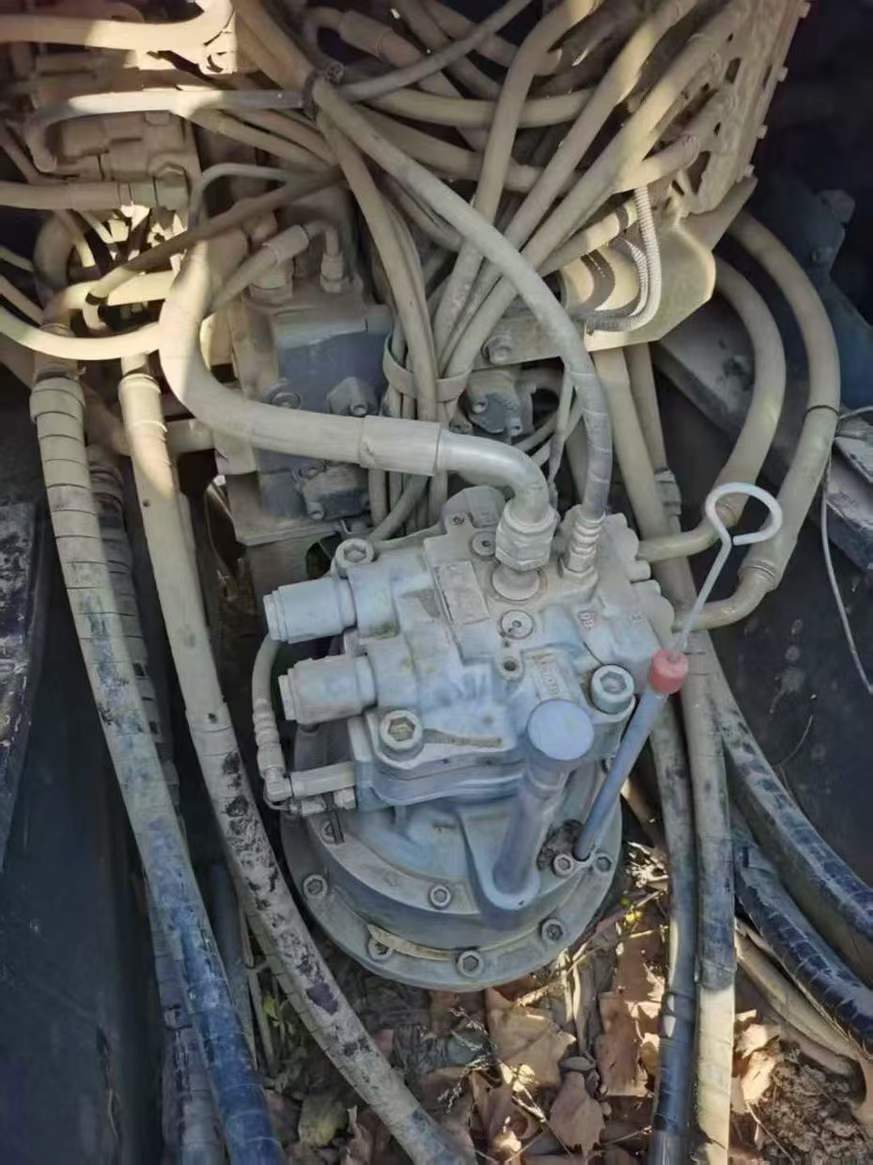 Buy Hitachi ZAXIS200 Used Excavator / 5 Used Hitachi ZAXIS200 Excavator 2020 Model / 5