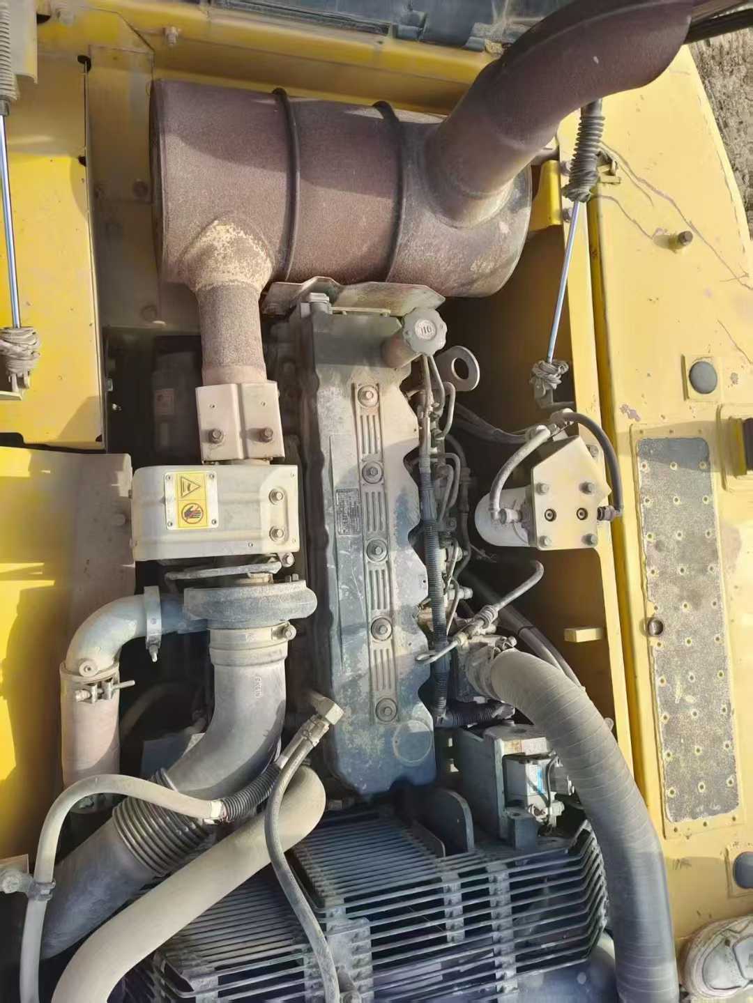 Buy Komatsu PC200 Used Excavator / 5 Used Komatsu PC200 Excavator 2015 Model / 5