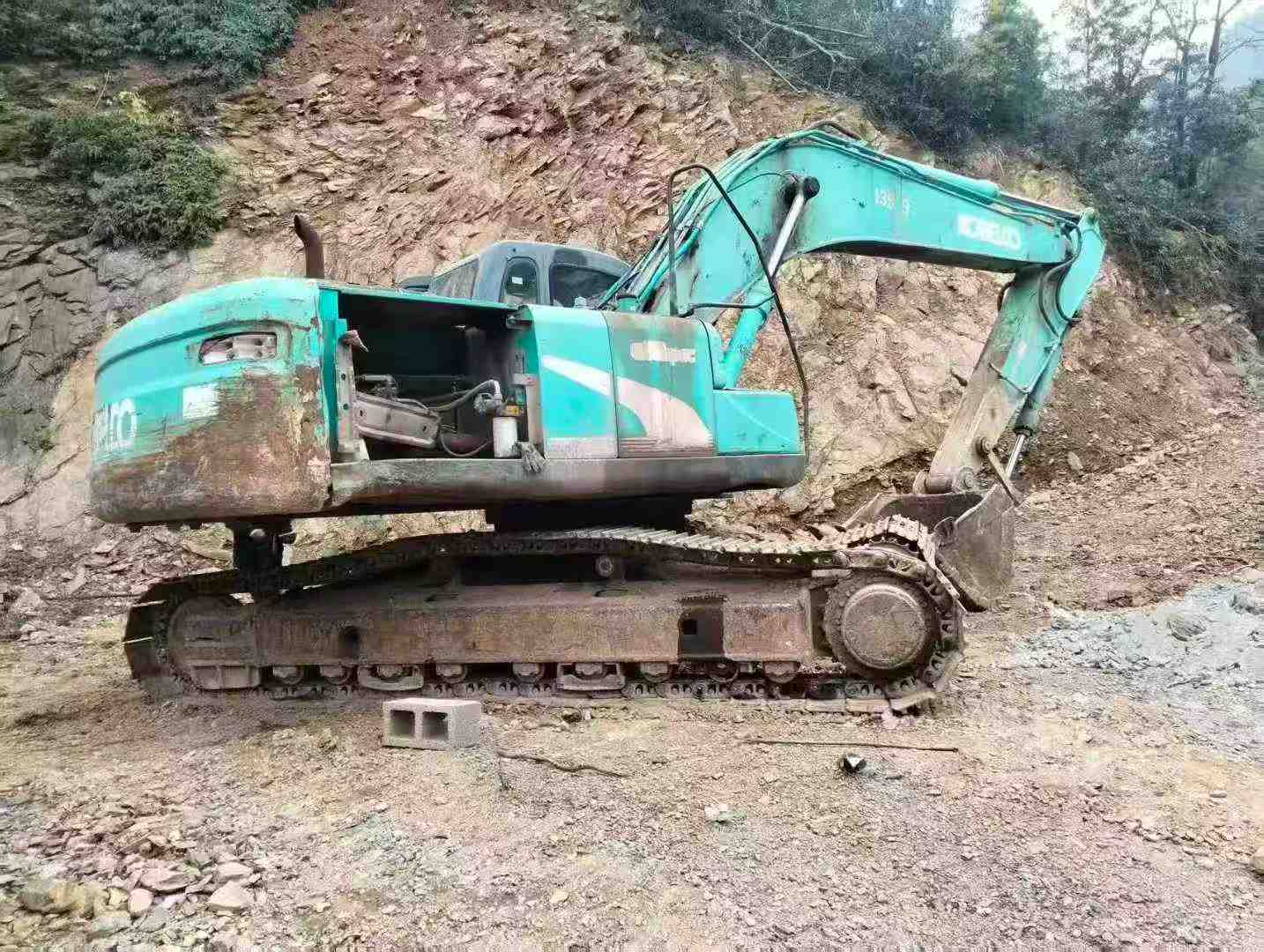 Buy Kobelco SK60 Used Excavator / 4 Used Kobelco SK60 Excavator 2016 Model / 4