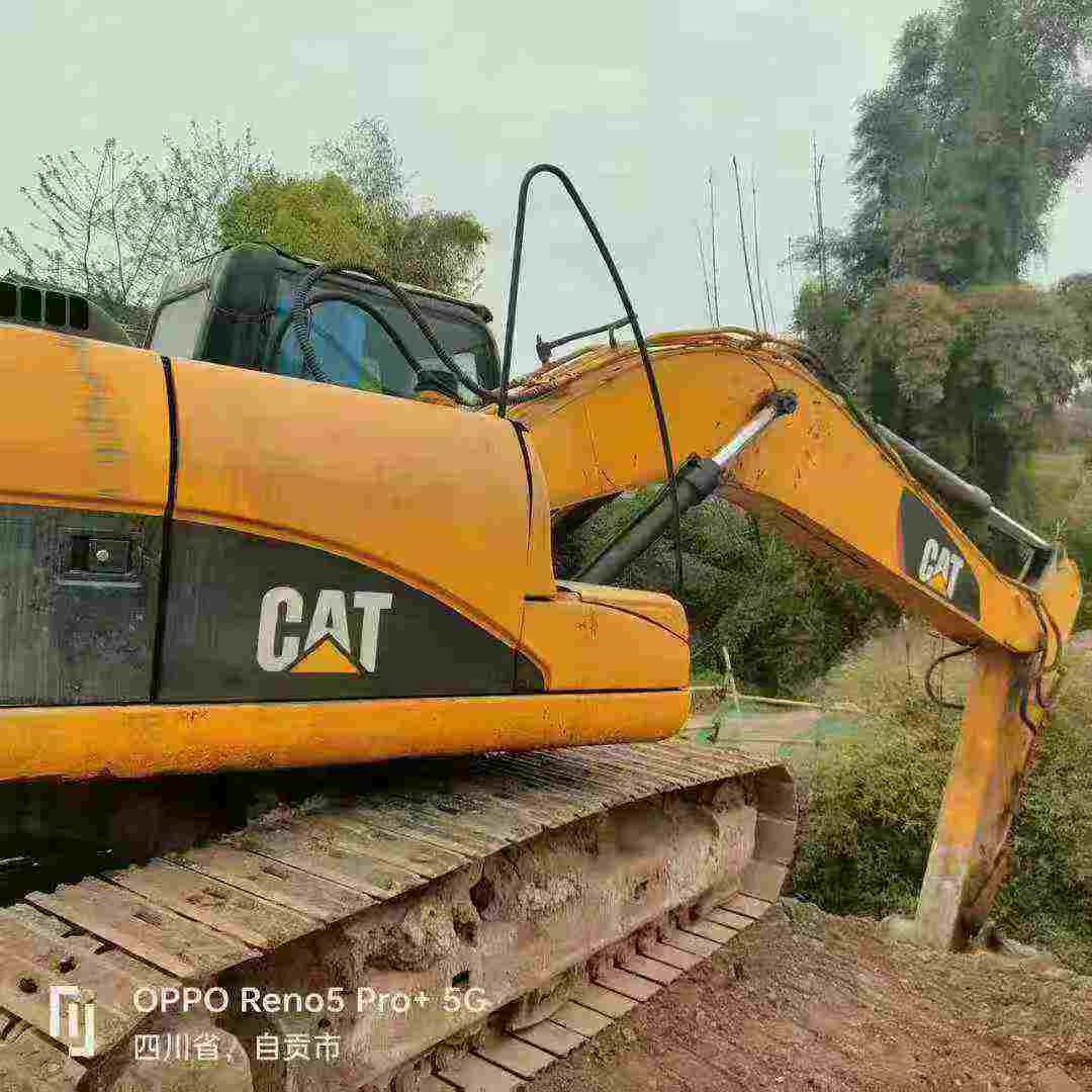 Used Caterpillar CT20 Excavator 2016 Model / 6