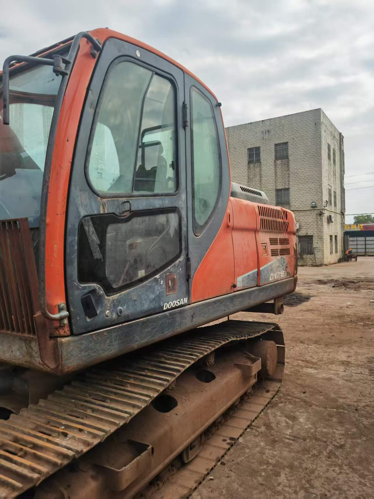 Buy Doosan DX215-9C Used Excavator / 2 Used Doosan DX215-9C Excavator 2019 Model / 2