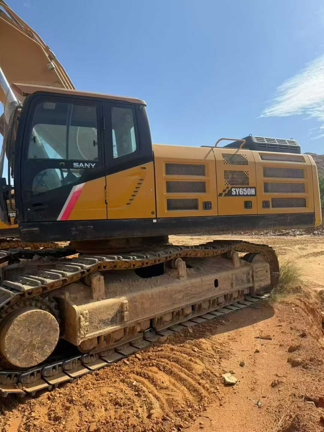 Buy Sany SY650H Used Excavator / 1