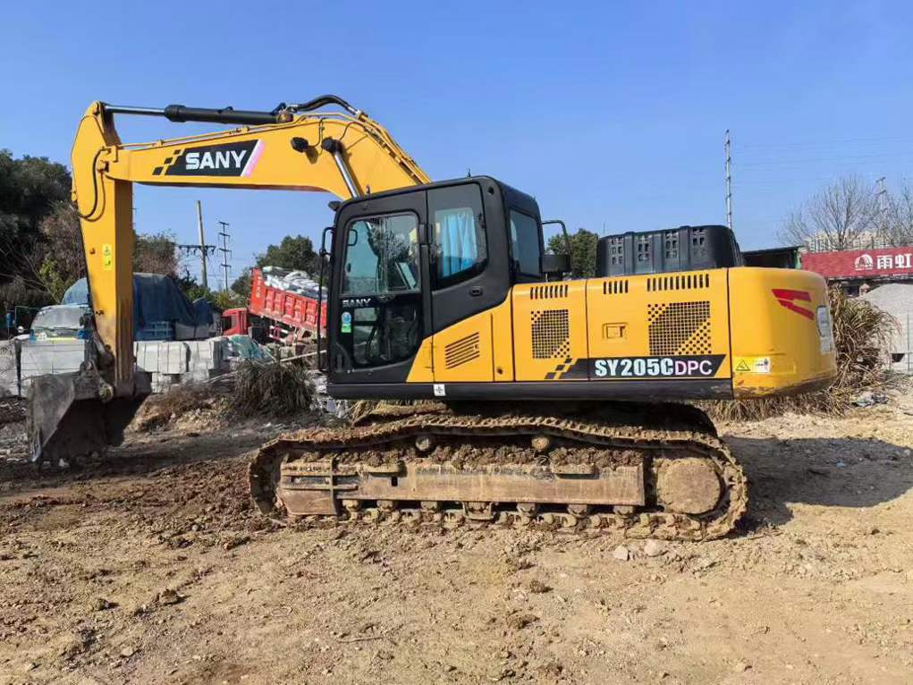 Buy Sany SY205H Used Excavator / 1