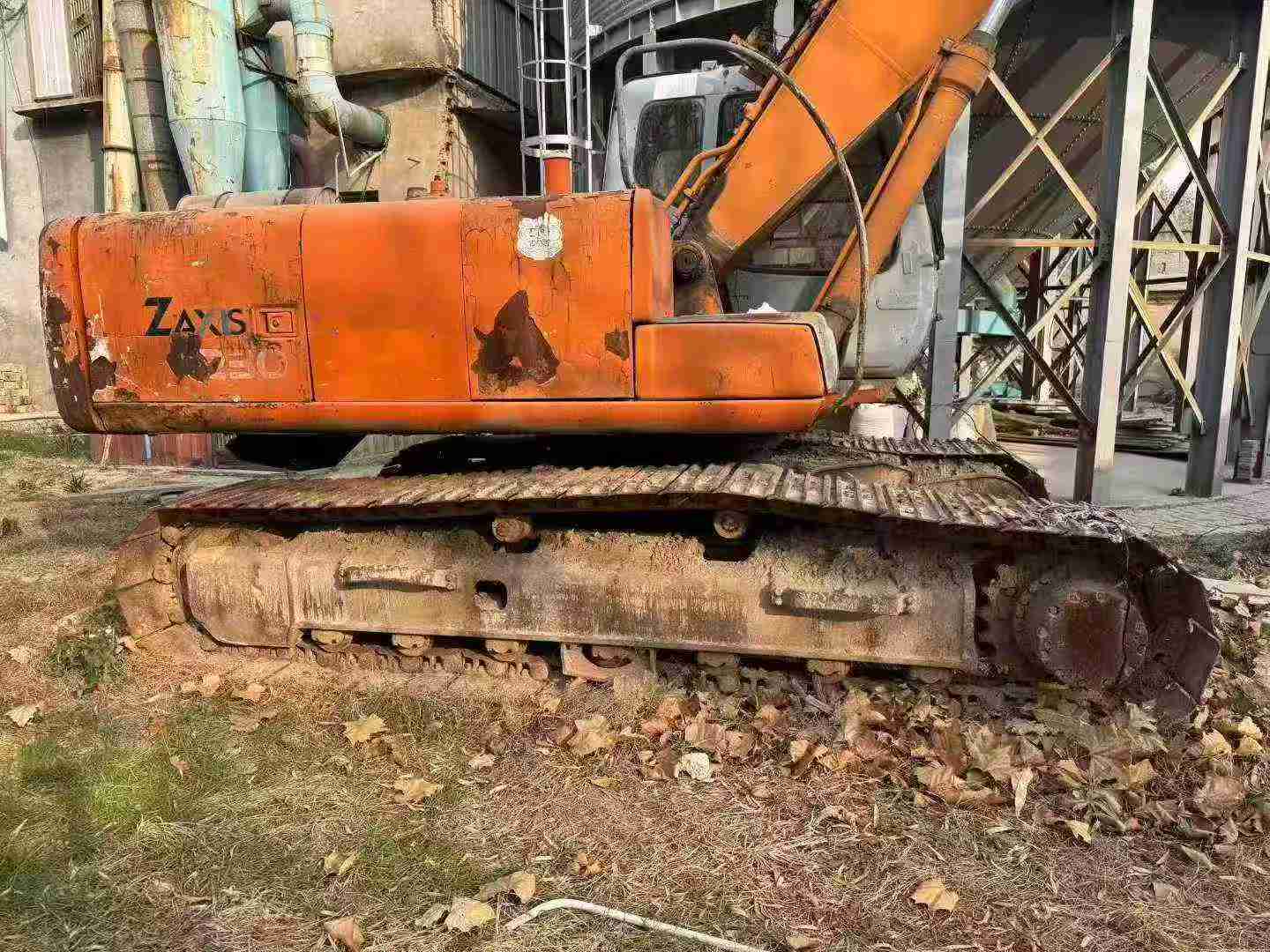 Buy Hitachi ZX210K Used Excavator / 1