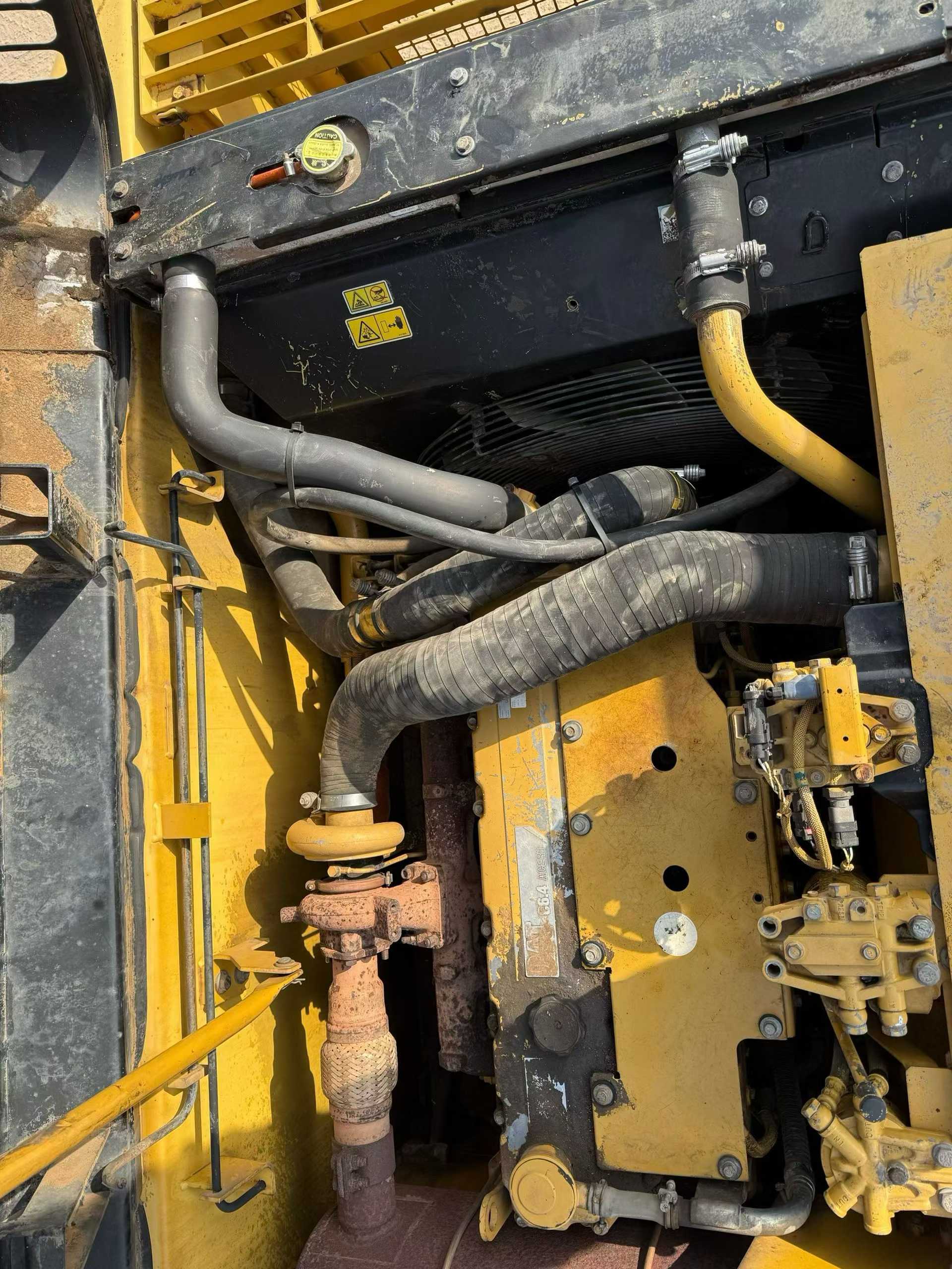 Buy Caterpillar 323DL Used Excavator / 7 Used Caterpillar 323DL Excavator 2011 Model / 7