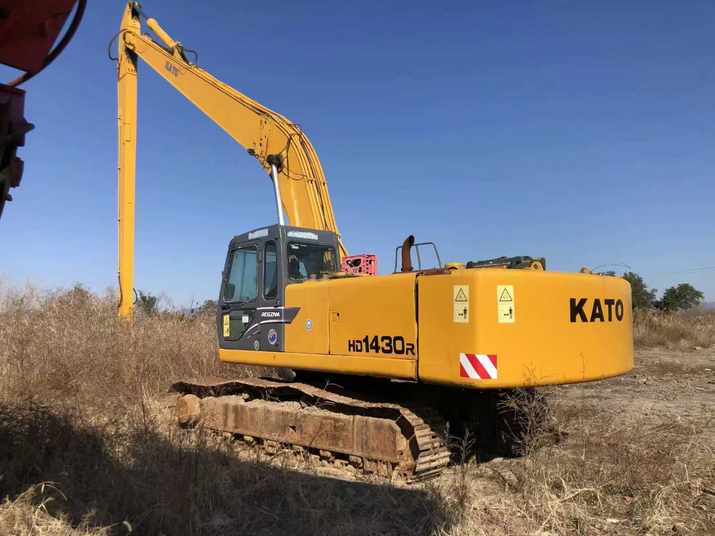 Used Caterpillar CT20 Excavator 2016 Model / 3