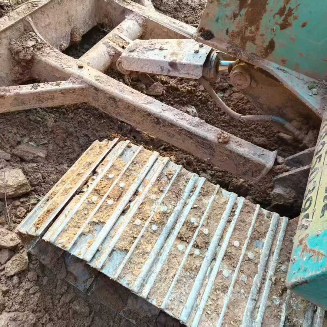 Buy Kobelco SK60 Used Excavator / 2 Used Kobelco SK60 Excavator 2015 Model / 2