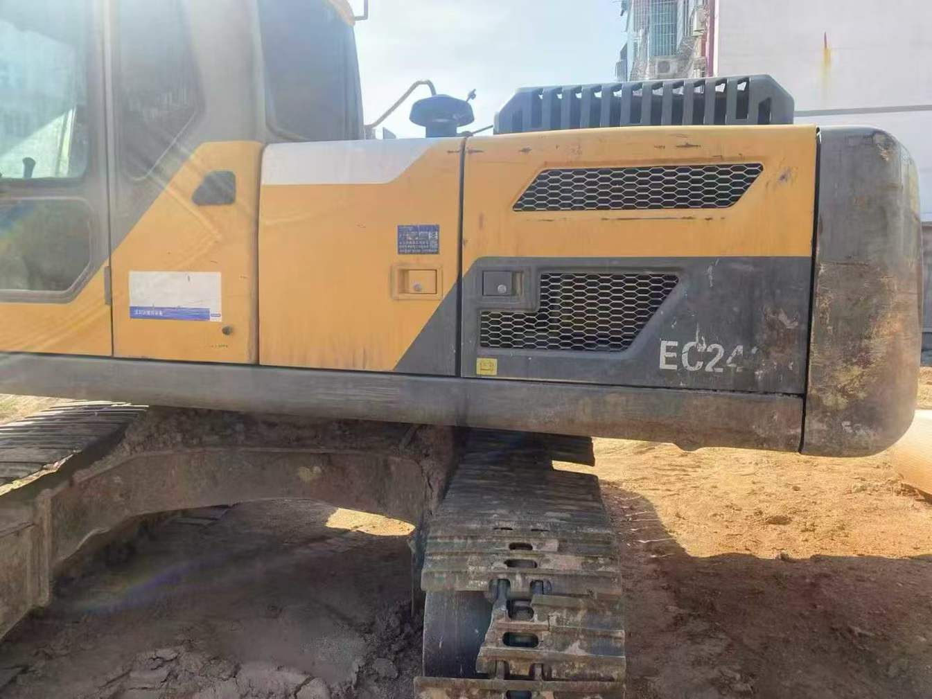 Buy Volvo EC200 Used Excavator / 4 Used Volvo EC200 Excavator 2018 Model / 4