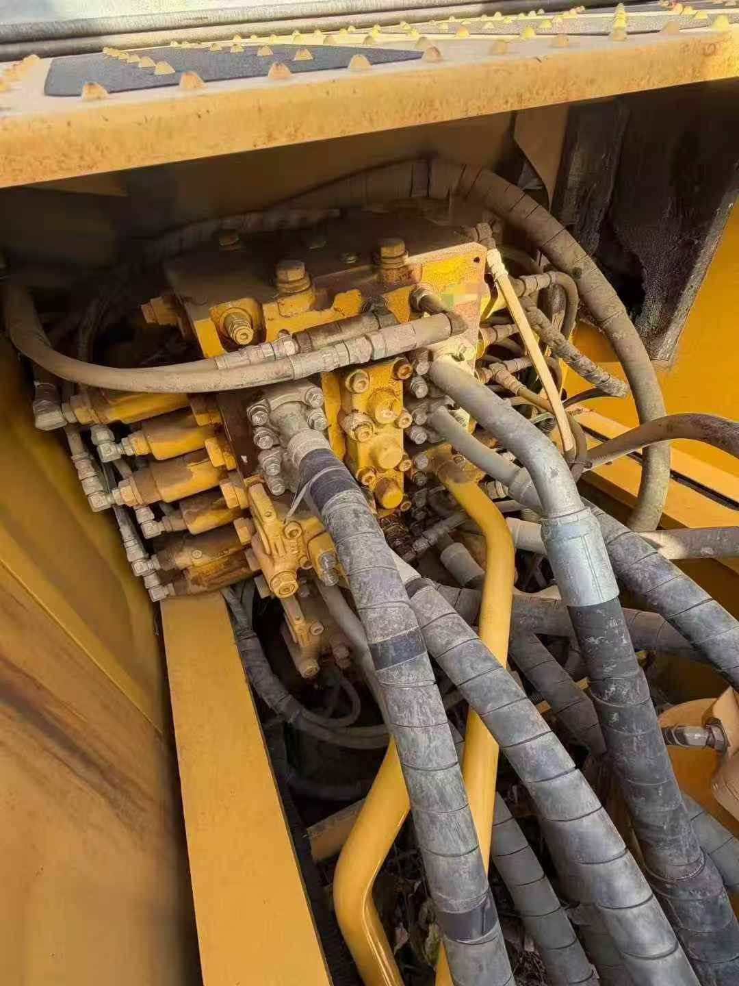 Buy Komatsu PC200-8 Used Excavator / 7 Used Komatsu PC200-8 Excavator 2017 Model / 7