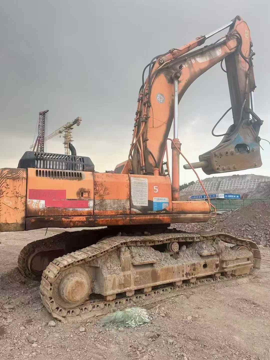 Buy Doosan DX500 Used Excavator / 1