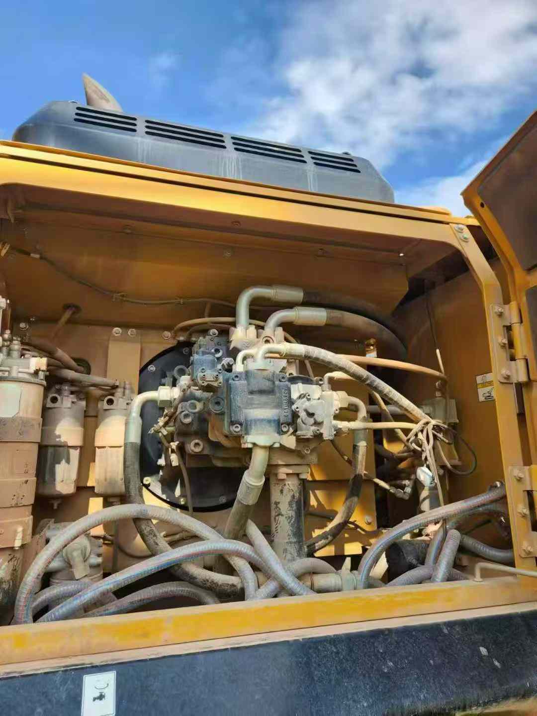 Buy Sany SY60 Used Excavator / 8 Used Sany SY60 Excavator 2021 Model / 8