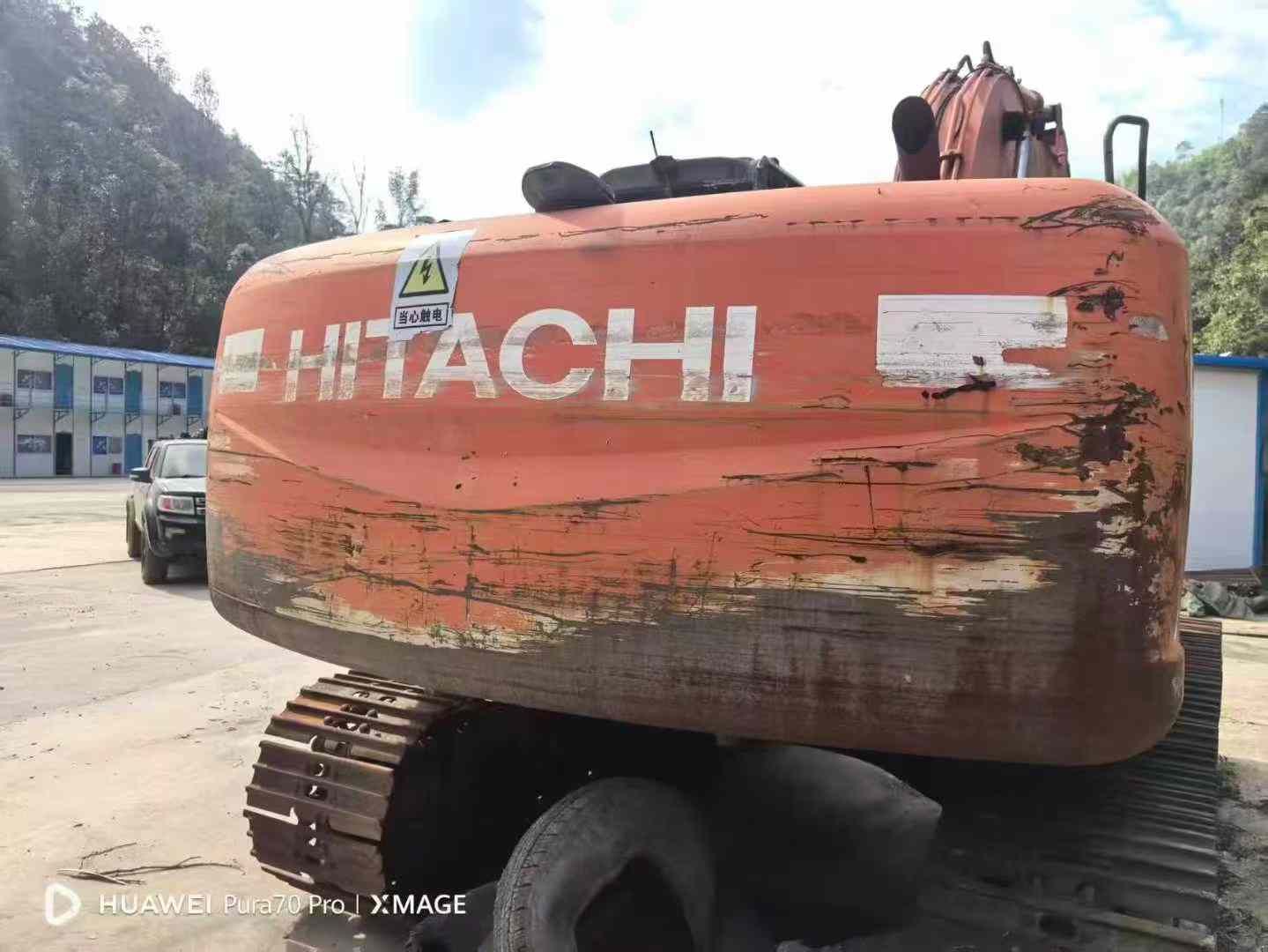 Used Hitachi ZAXIS200 Excavator 2016 Model / 7