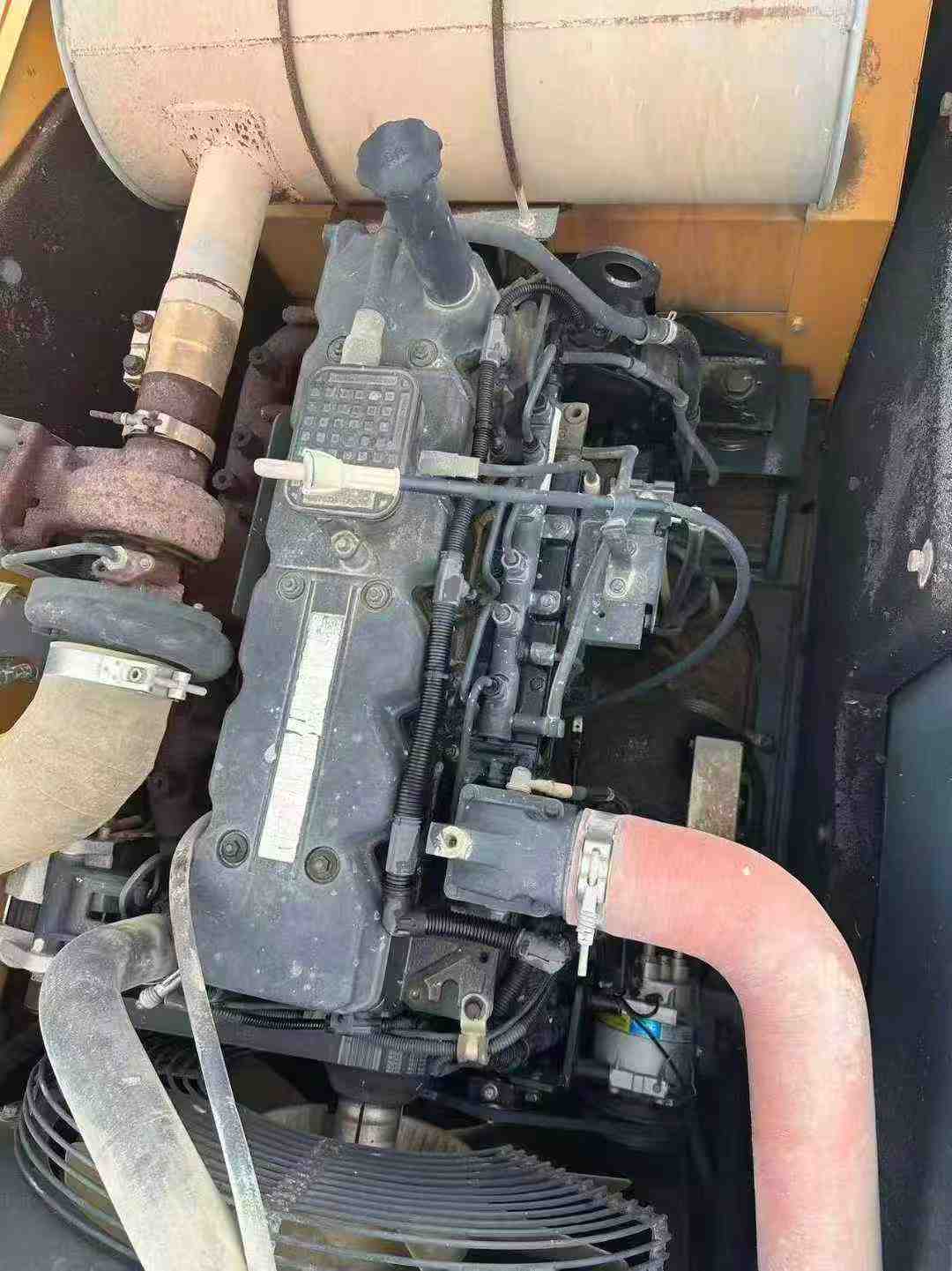 Buy Hyundai R215VS Used Excavator / 3 Used Hyundai R215VS Excavator 2018 Model / 3