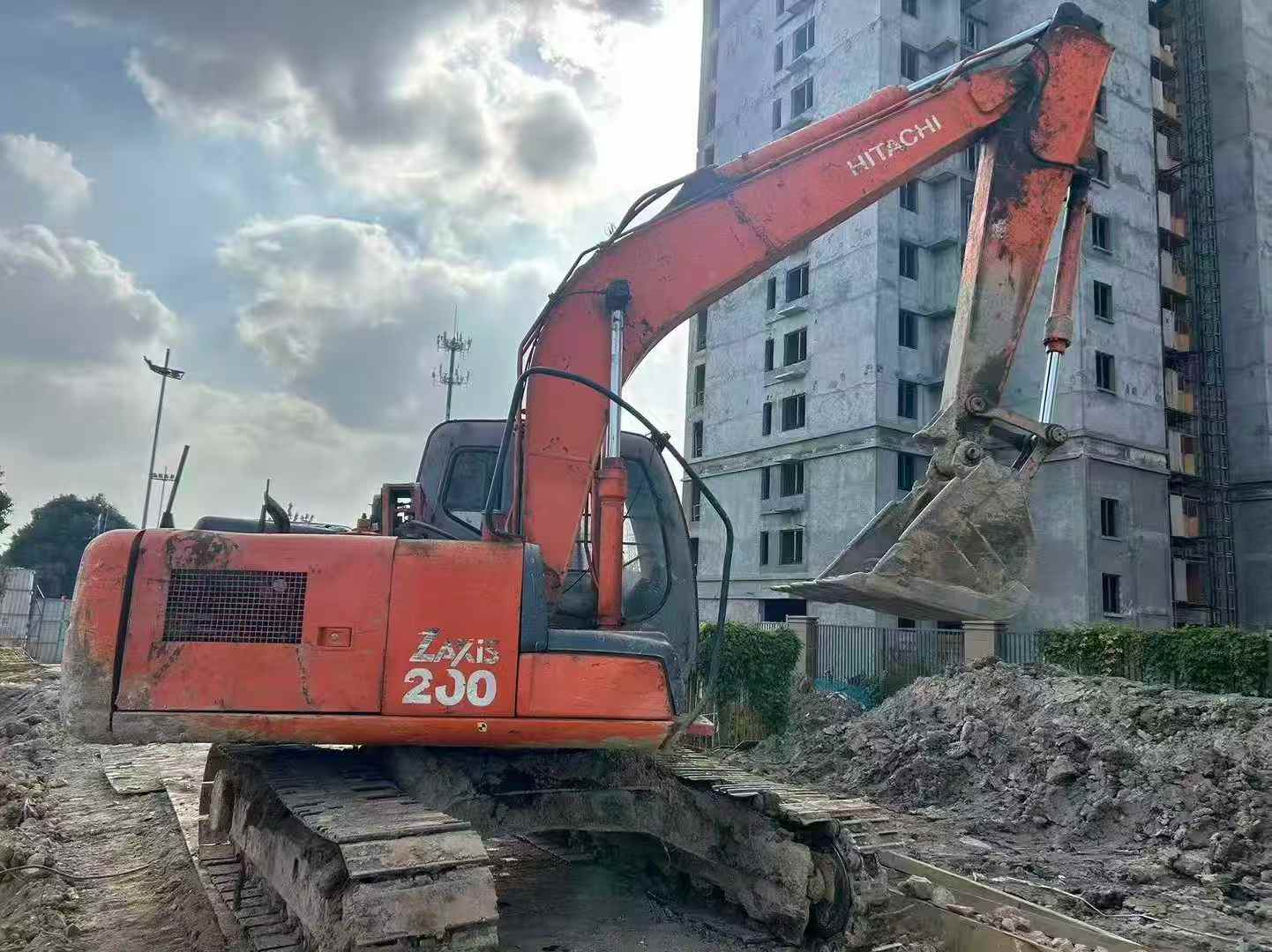 Used Hitachi ZX120 Excavator 2012 Model / 2