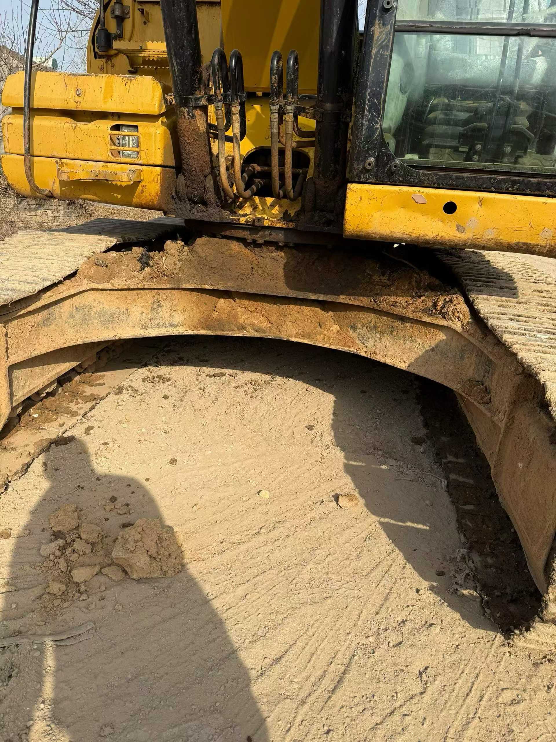 Buy Caterpillar 323DL Used Excavator / 4 Used Caterpillar 323DL Excavator 2011 Model / 4