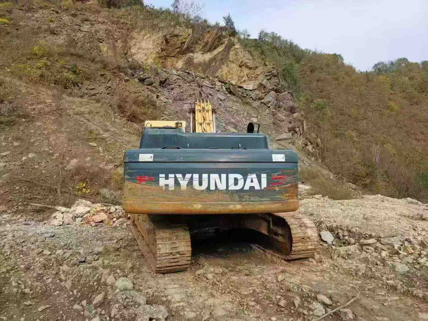 Buy Hyundai 350LC-9V Used Excavator / 3 Used Hyundai 350LC-9V Excavator 2018 Model / 3