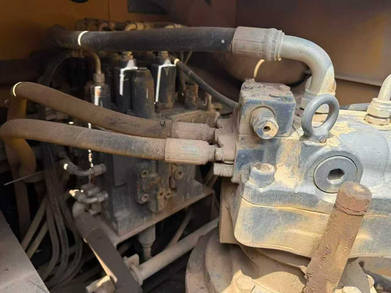 Buy XCMG XE215 Used Excavator / 4 Used XCMG XE215 Excavator 2017 Model / 4