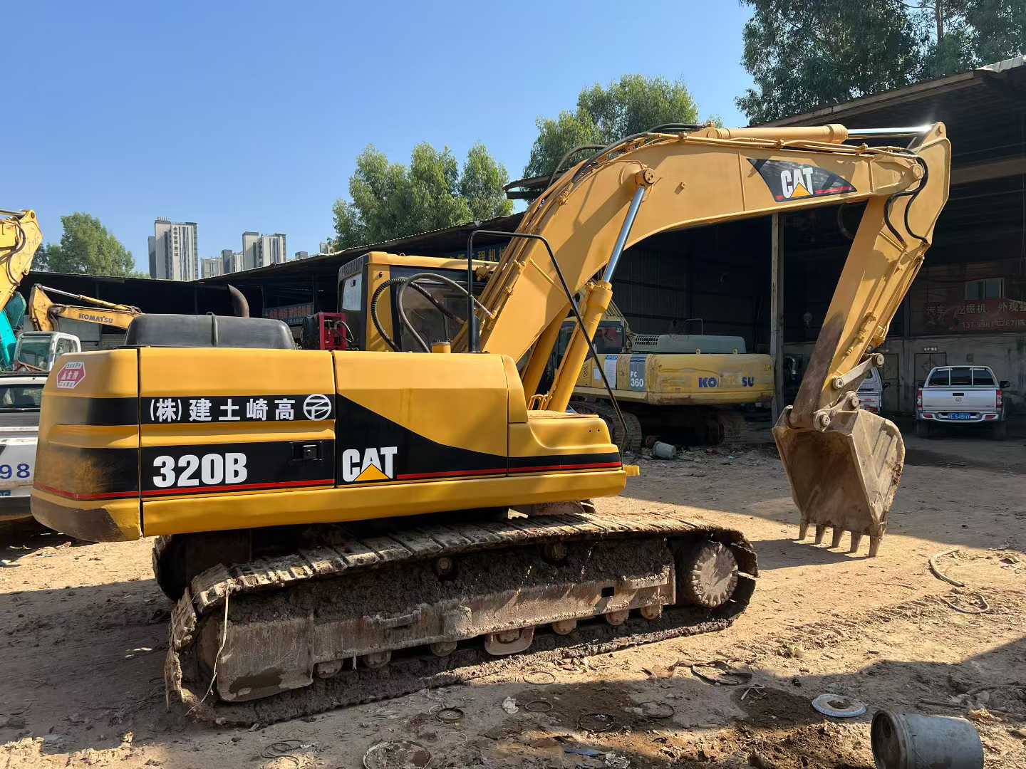 Used Caterpillar 320B Excavator 2016 Model / 2