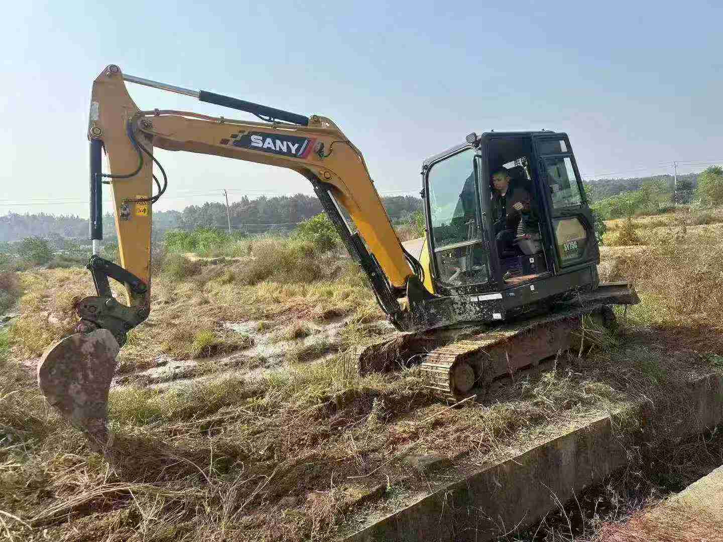 Used Sany SY55 Excavator 2024 Model / 3