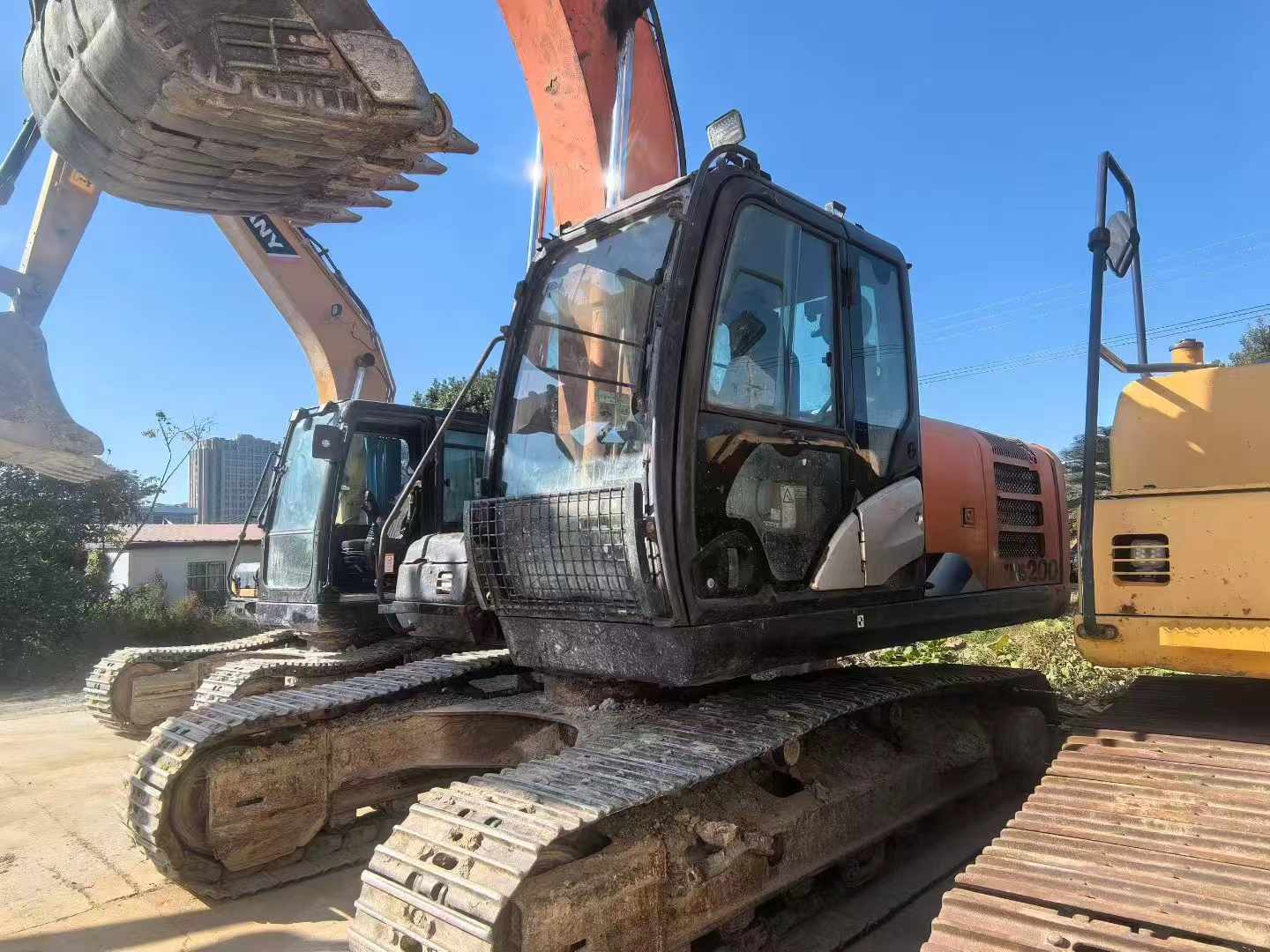Used Hitachi ZAXIS200 Excavator 2016 Model / 3