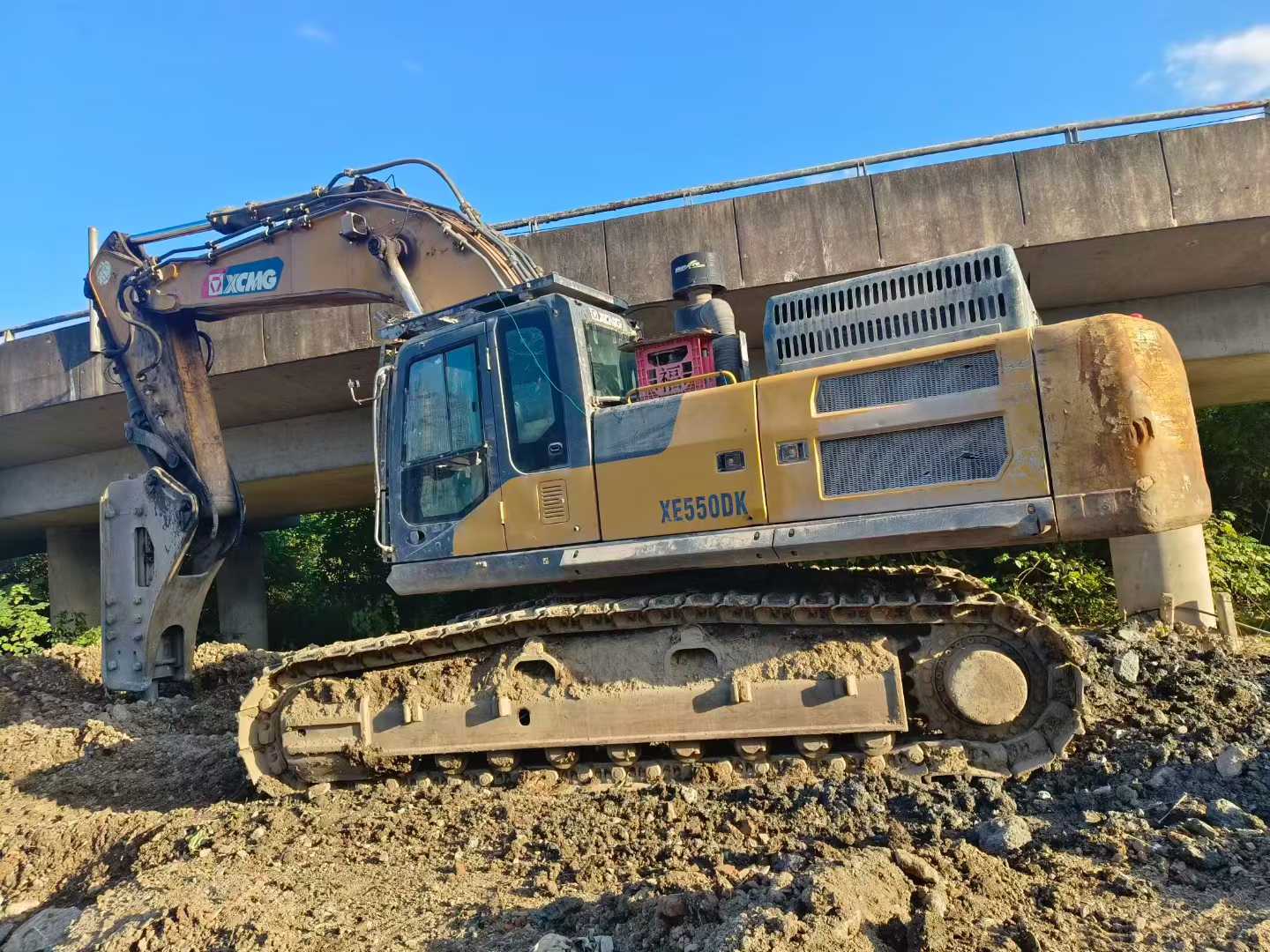 Buy XCMG LW550KV Used Excavator / 1