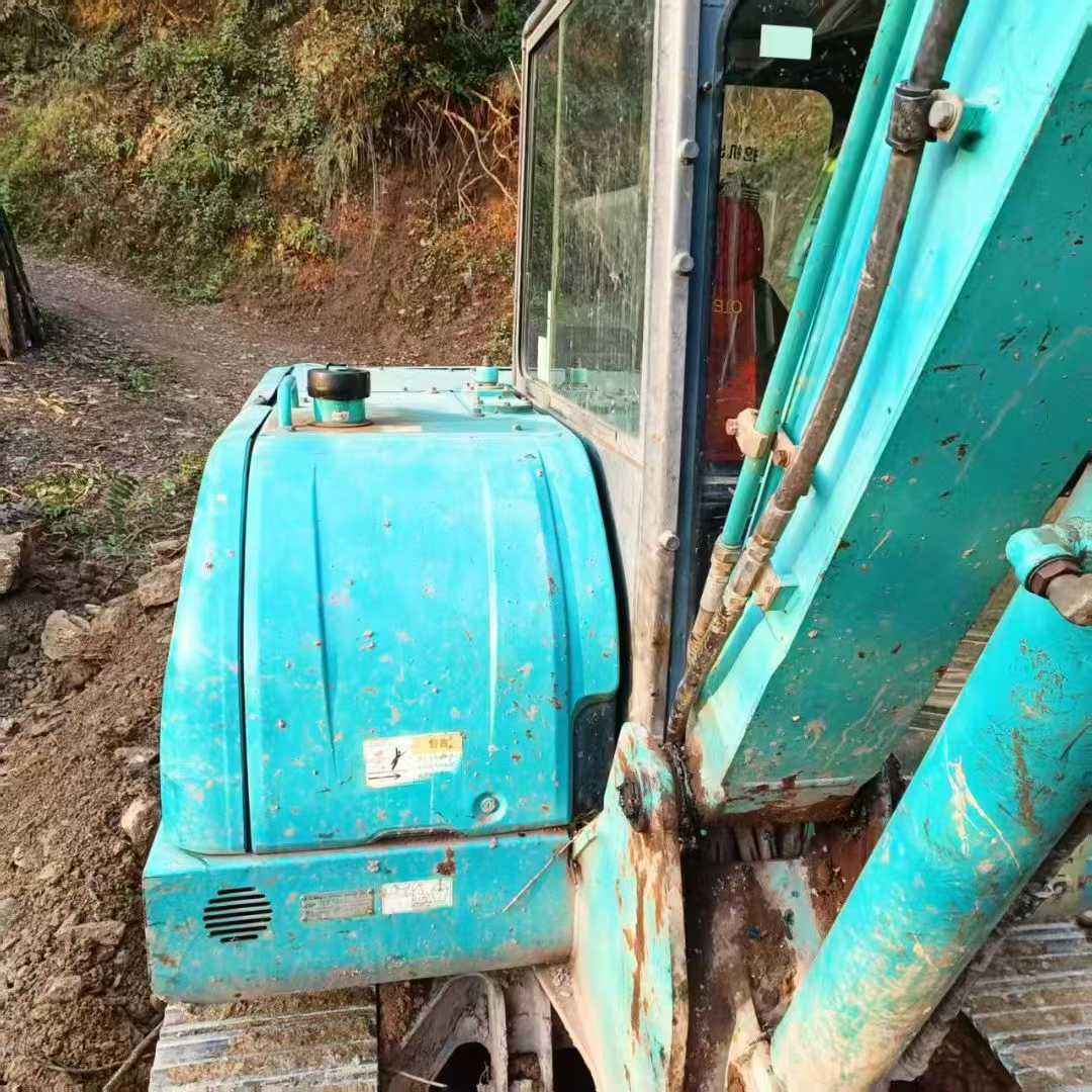 Buy Kobelco SK60 Used Excavator / 6 Used Kobelco SK60 Excavator 2015 Model / 6